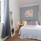 Comfy and homely ideal for families and contractors hosted by Our Home Short Stays fast WiFi and crisp white hotel standard linen - 达灵顿