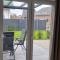 NEU!Moderne, lichtdurchflutete DHH, zentral, Garten, Wallbox, WLAN