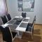 WI -FI- Netflix- Super Comfy 3 Bedroom Home With Massive 21Metre Driveway Space for boat or Caravan