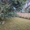Luxury 3 Bed House w Parking & Garden! 1
