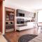 Apartment with Jacuzzi Suite and 100-m2 terrace