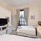 Grand Mansion 9 Beds Sleeps 17 Parking - Groups