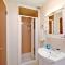 Grand Mansion 9 Beds Sleeps 17 Parking - Groups