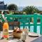 LocaLise au Guilvinec - A15 - Vue sur la mer la piscine et le jardin - Tout à pied, plages, port, centre, commerces, marché - Wifi inclus - Animaux bienvenus - Linge de lit inclus