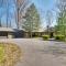 Spacious Prospect Cottage with Deck and Scenic Views - Prospect