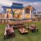 StayVista at The Francolin Farm with Free Breakfast, Infinity Pool & Jacuzzi
