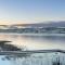 Oceanfront penthouse duplex wamazing view!