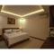 Dawn Light Villa, Sire