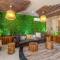 Menesse Tulum #327, Downtown