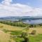 The Mews - a cottage with a spectacular lake view - Port of Menteith