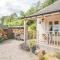 The Stable - cottage with a spectacular lake view - Port of Menteith
