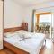 Nice Home In Seget Donji With Wifi