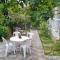 Elpida Lemon Garden House