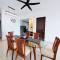 Symphony Tower 3BR High Floor 100mbps Wi-Fi Netflix