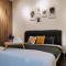 Symphony Tower 3BR High Floor 100mbps Wi-Fi Netflix