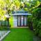 Zenhouse: 6-BR Balinese Tropical Oasis in Nightcliff Central - Nightcliff