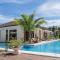 Amphitrite Resort