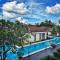 Amphitrite Resort