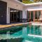 Ozzy villa phangan