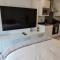 Lovely Central studio king bed Lovely Central studio king bed