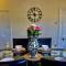 Emerald Lodge Central 3 Bed Parking WI-FI Garden close to centre