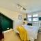 Emerald Lodge Central 3 Bed Parking WI-FI Garden close to centre