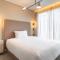 LUSTER Hotel
