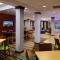 Fairfield Inn & Suites by Marriott Newark Liberty International Airport