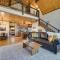 Serene Broken Bow Cabin with Hot Tub and Fire Pit!