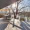 Deck, Fire Pit and Grill Lakefront Oklahoma Abode