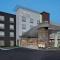 Fairfield Inn & Suites by Marriott Lake Geneva - Lake Geneva