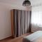 Appartement cosy dans une maison calme et parking gratuit avec borne - إلكيرك كرافونستاد