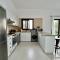 Zeus Holiday Home