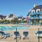 LocaLise - A05 - Plain-pied avec petite vue mer donnant sur la piscine et le jardin - Grande salle de bain - Wifi inclus - draps inclus - animaux bienvenus - parking gratuit - Le Guilvinec
