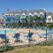 LocaLise - A06 - Entièrement de plain-pied avec petite vue mer - Donnant sur la piscine et le jardin - wifi inclus - draps inclus - - Le Guilvinec