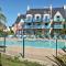 LocaLise au Guilvinec - A22 - Belle vue sur la mer, la piscine et le jardin - Tout à pied, plages, port, centre, commerces, marché - Wifi inclus - Animaux bienvenus - Linge de lit inclus - Le Guilvinec