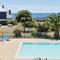 LocaLise au Guilvinec - A15 - Vue sur la mer la piscine et le jardin - Tout à pied, plages, port, centre, commerces, marché - Wifi inclus - Animaux bienvenus - Linge de lit inclus
