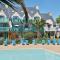 LocaLise au Guilvinec - A15 - Vue sur la mer la piscine et le jardin - Tout à pied, plages, port, centre, commerces, marché - Wifi inclus - Animaux bienvenus - Linge de lit inclus - 吉尔维内克