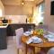 Brighton, BN1, short and long let, 3 sleeps, 6 mins walk from train station - Brighton and Hove