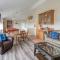 Sand and Sea Beach House - Meredith Lodging