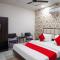 OYO Hotel Mannat Near Pacific Mall Tagore Garden