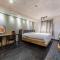 27 Hotel