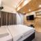 27 Hotel