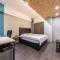 27 Hotel