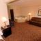 Cobblestone Inn & Suites - Denison | Oak Ridge - Denison