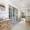 Oaktree Lodge - Luxury Cottage, Hot Tub, Sea Views