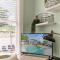 Sunny Days - Pet Friendly 3 BR Home with Heated Pool & Hot Tub - Tampa