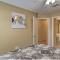 River Oaks 4BD Home Walkable to Whole Foods & Eateries