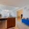 314S Nautical Beach Suite - 2 Beds, Pools, Jacuzzi, Beach, Shops Dog Friendly