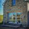 Tully View House